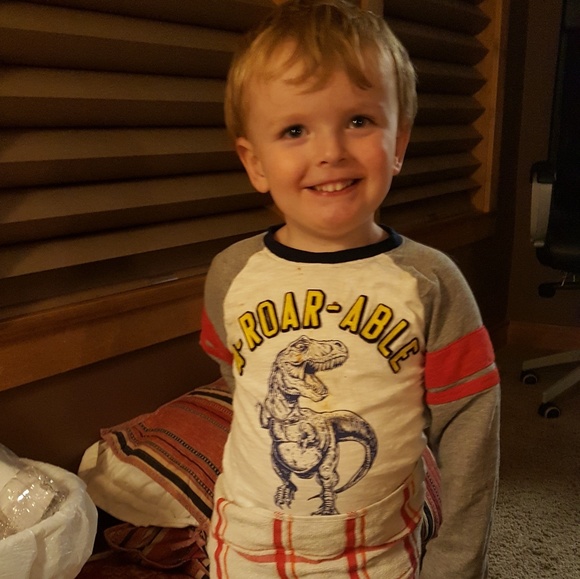 Meet your Posher, Shantel - Picture 3 of 3